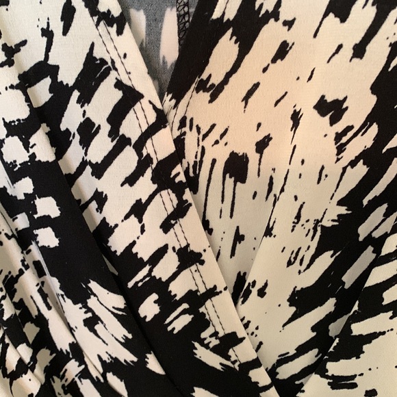 MICHAEL KORS Black and White Jersey Tie Front Dress Size 2 - Picture 8 of 10